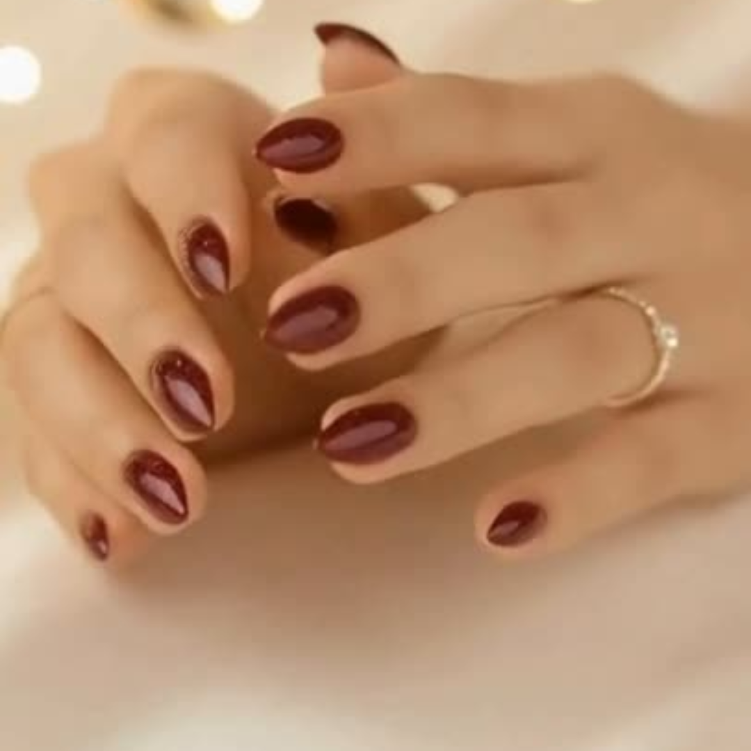 2.5 Oval Almond Gloss Ruby Catseye