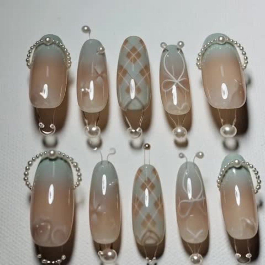 2.5 Oval French Baby Green Pearl Plaid